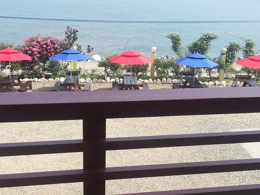 Yongdu Beach Pension Boryeong Ngoại thất bức ảnh