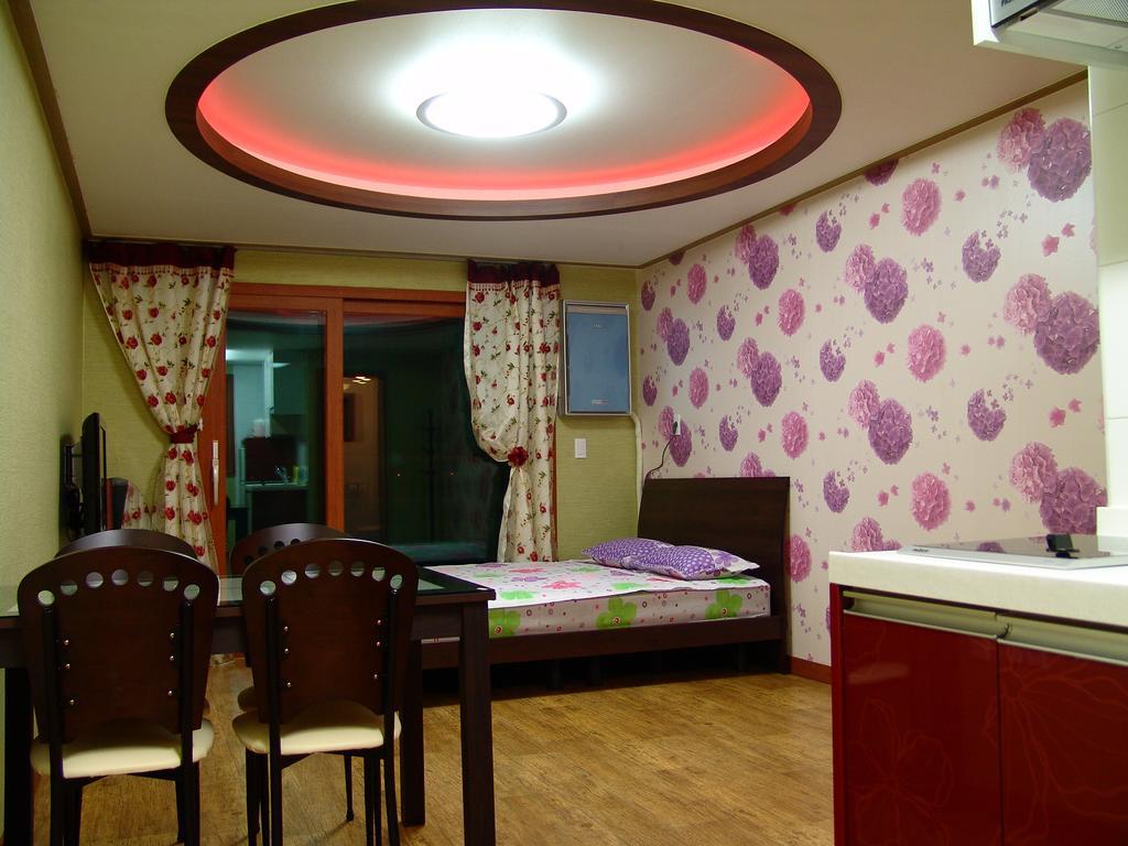 Yongdu Beach Pension Boryeong Ngoại thất bức ảnh