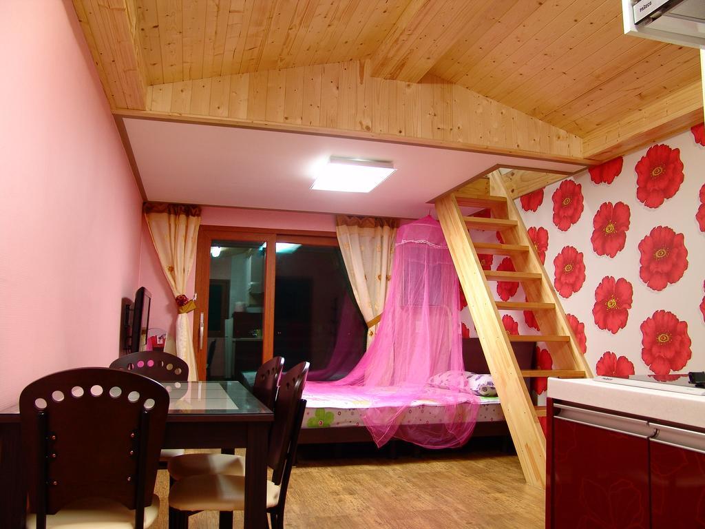 Yongdu Beach Pension Boryeong Ngoại thất bức ảnh
