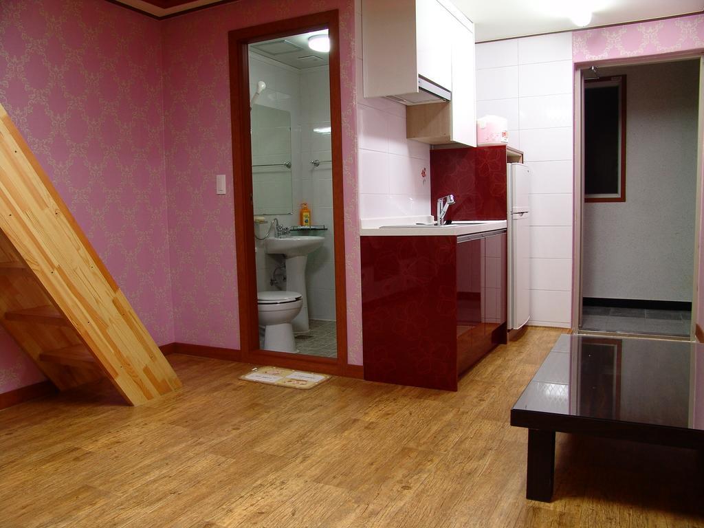 Yongdu Beach Pension Boryeong Ngoại thất bức ảnh